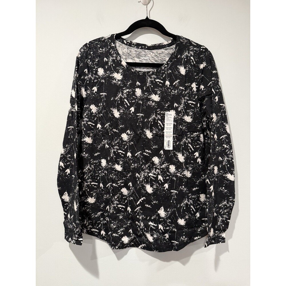 NEW Sonoma The Everyday Tee Womens Medium Black Cotton Floral Travel Vacation